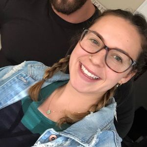 Meet your Posher, Holly